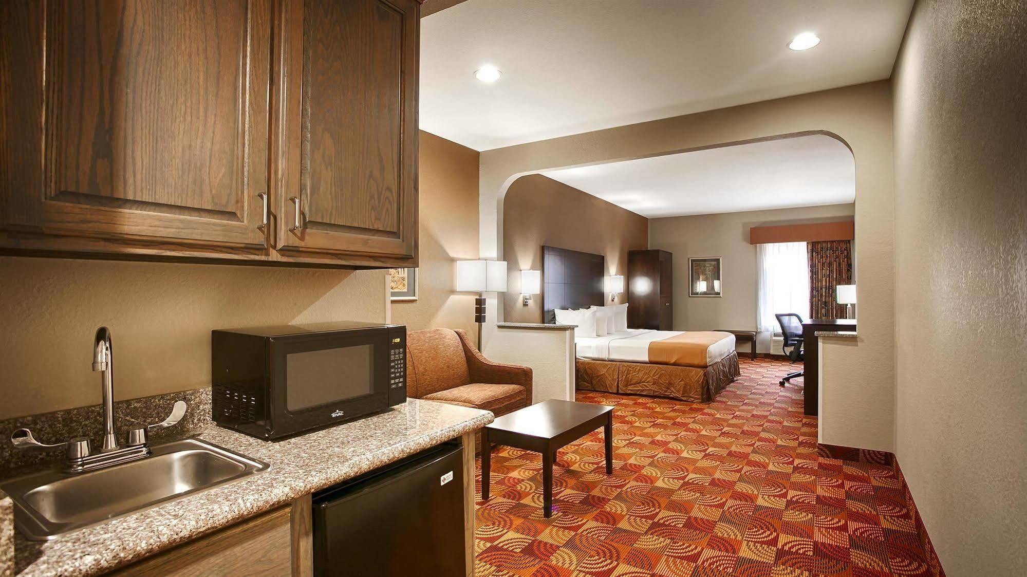 Americas Best Value Inn & Suites Bastrop Quarto foto